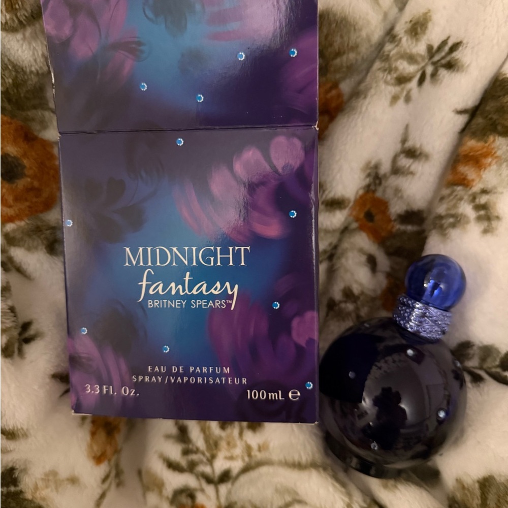 Midnight Fantasy by Britney Spears Eau de Parfum - Deep Purple